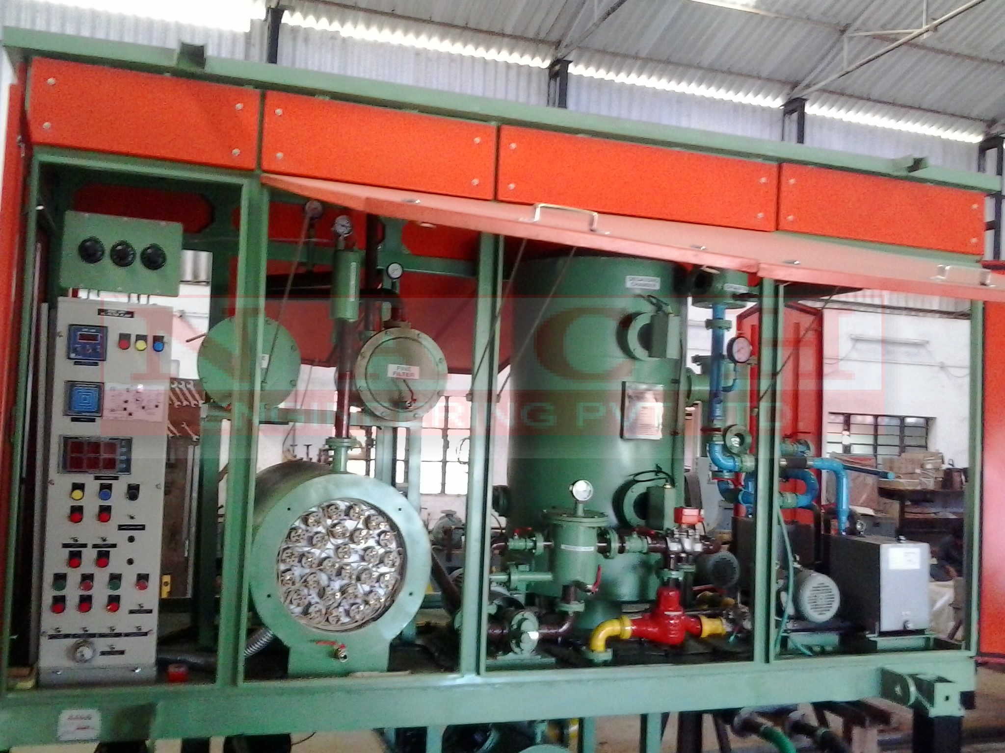 Transformer oil purification machine